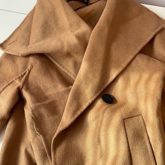 COPY - Zara woman Faux Fur Coat with belt - Picture 4 of 8